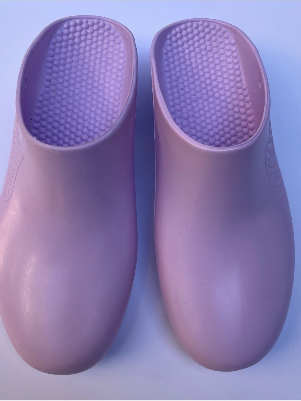 Calzuro Classics With Out Holes Lavender Clogs New Original Packaging